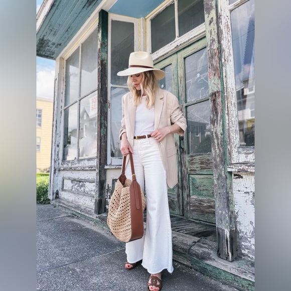 NWT Reformation Drew Oversized Linen Blazer in Oatmeal - Picture 10 of 10